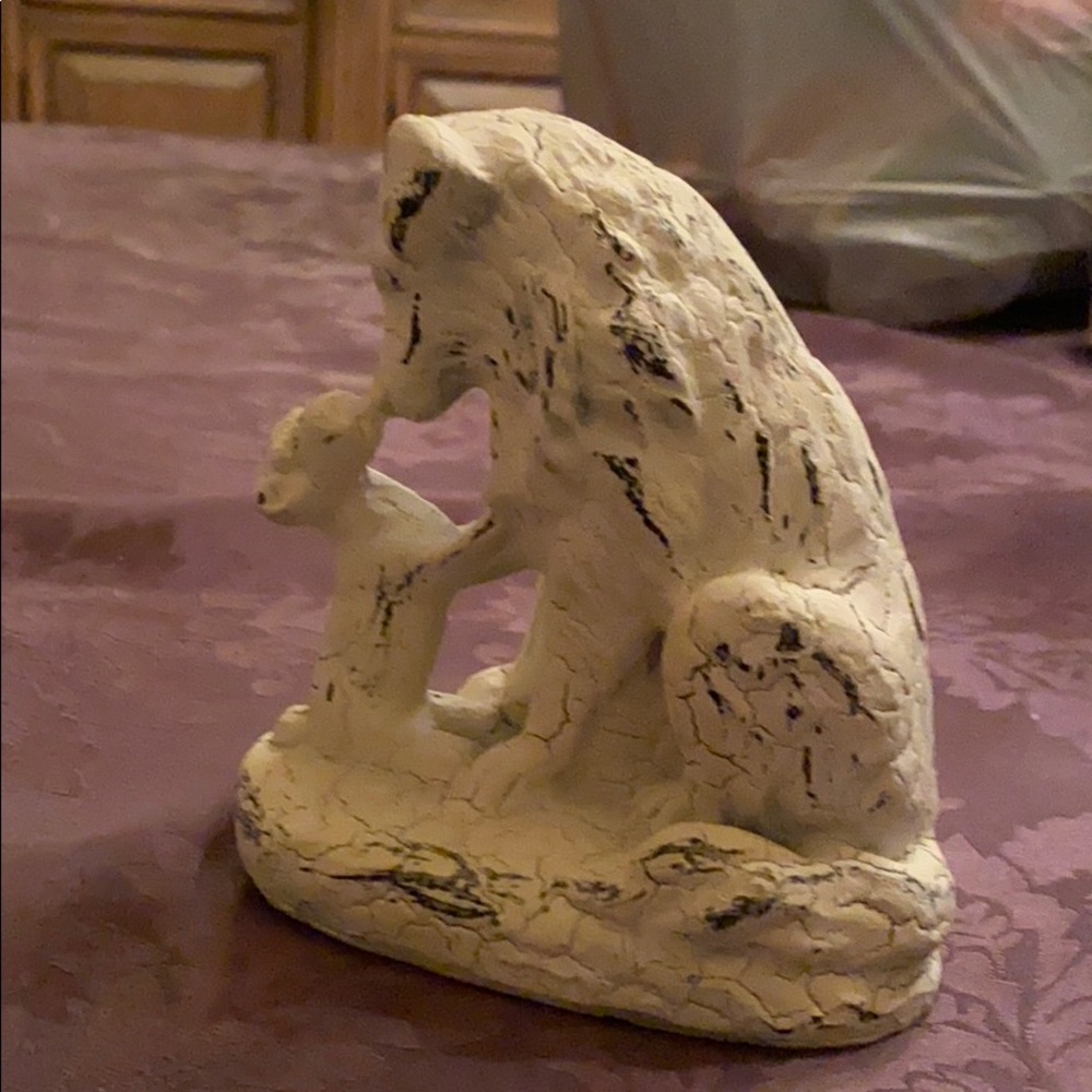 Vintage Statue of Momma Dog and Puppy - Picture 7 of 8